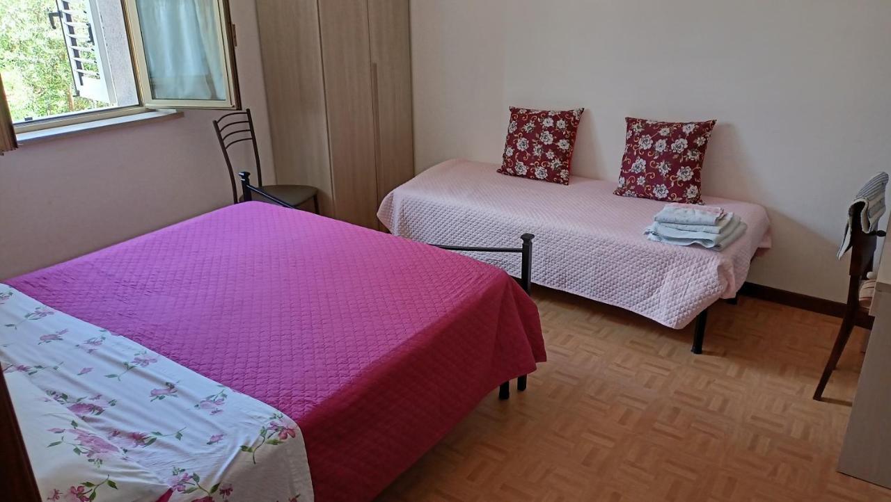 Marco - Camere Con Bagno Privato Vicino Al Centro Foligno Extérieur photo