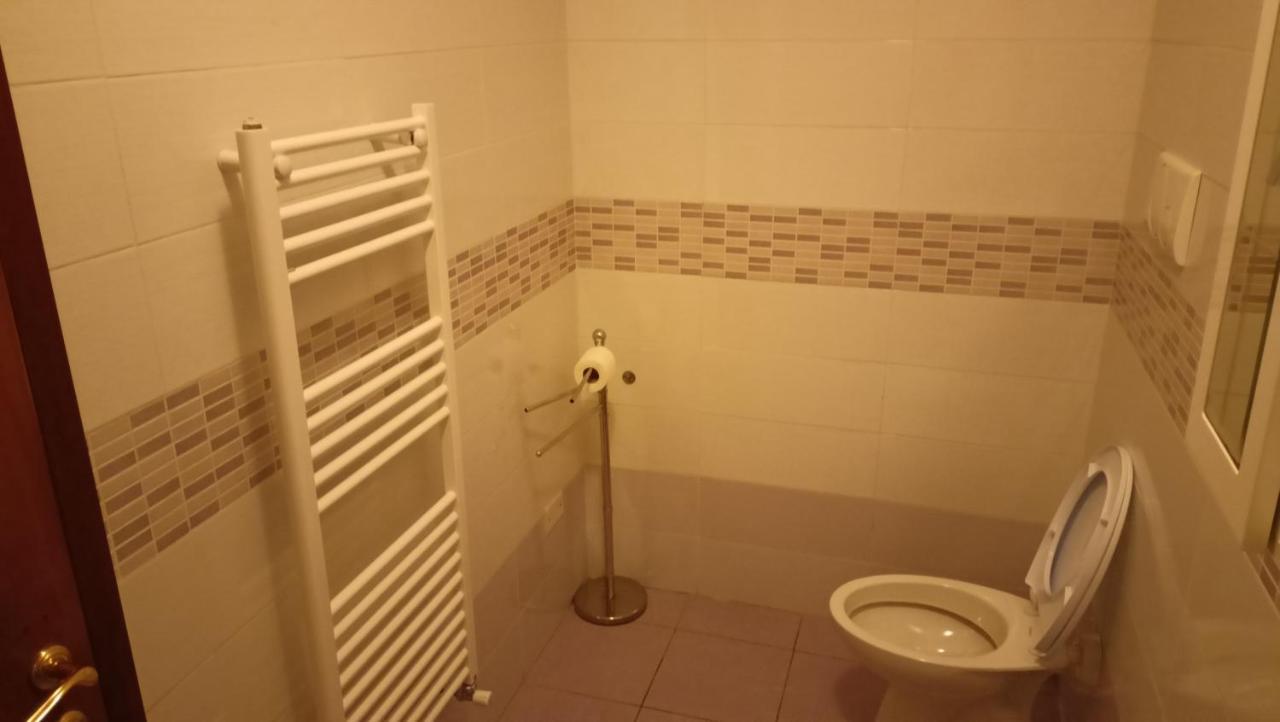 Marco - Camere Con Bagno Privato Vicino Al Centro Foligno Extérieur photo